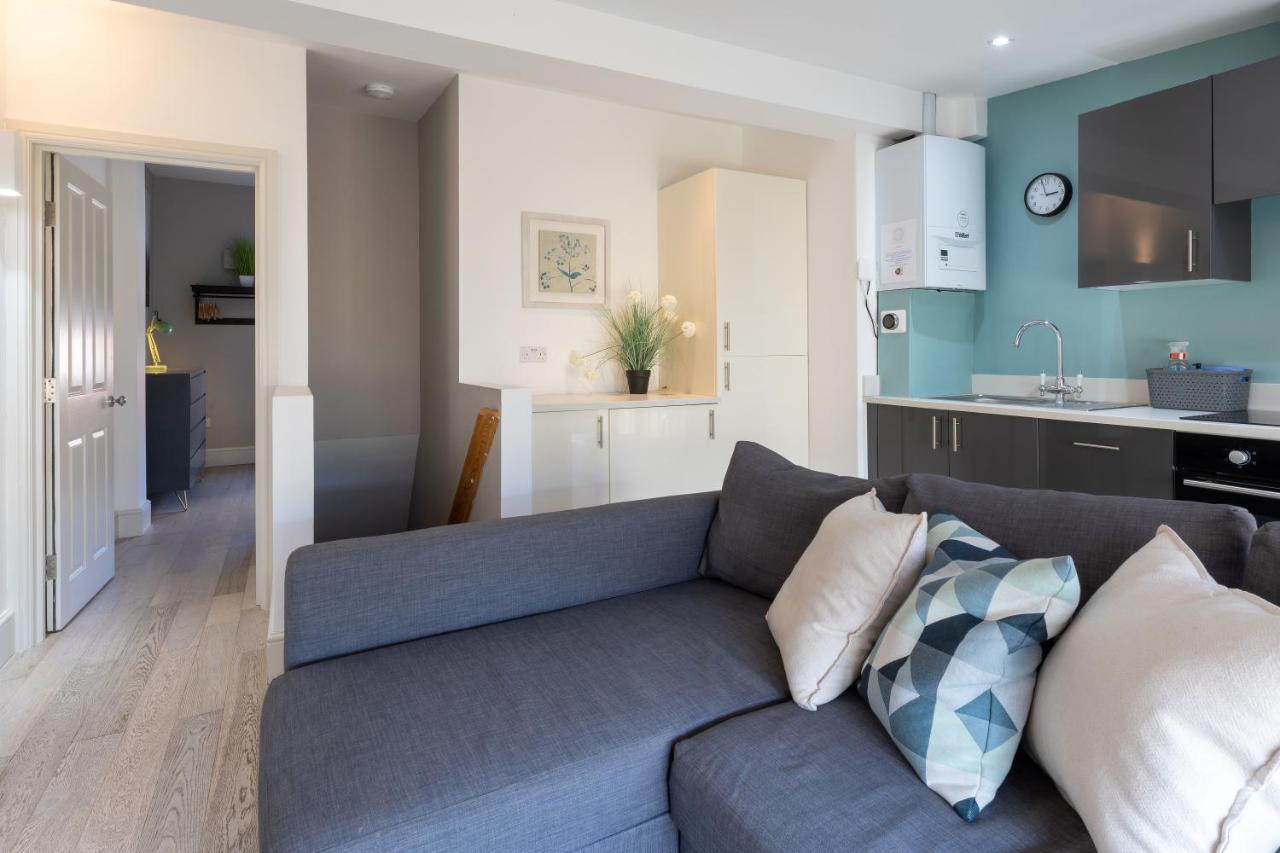 Cosy One Bedroom Apartments With Free Evening Parking Southampton Buitenkant foto
