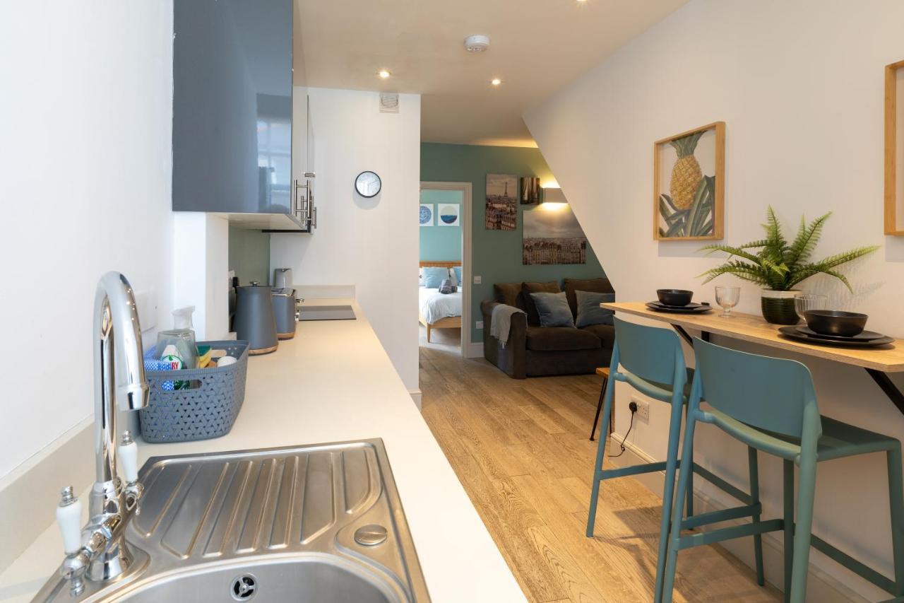 Cosy One Bedroom Apartments With Free Evening Parking Southampton Buitenkant foto