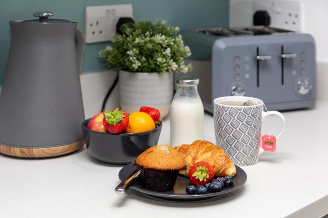 Cosy One Bedroom Apartments With Free Evening Parking Southampton Buitenkant foto
